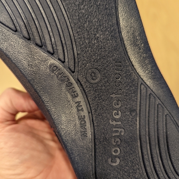 Cosyfeet Navy and Red Polka Dot Mary Jane Shoes extra wide - Picture 6 of 10